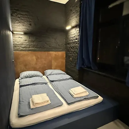 Apartament Darkhouse Caesar *