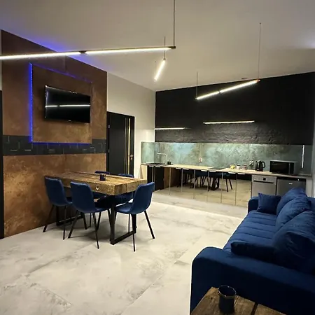 Apartament Darkhouse Caesar *