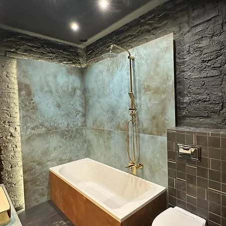 Darkhouse Caesar * Łódź